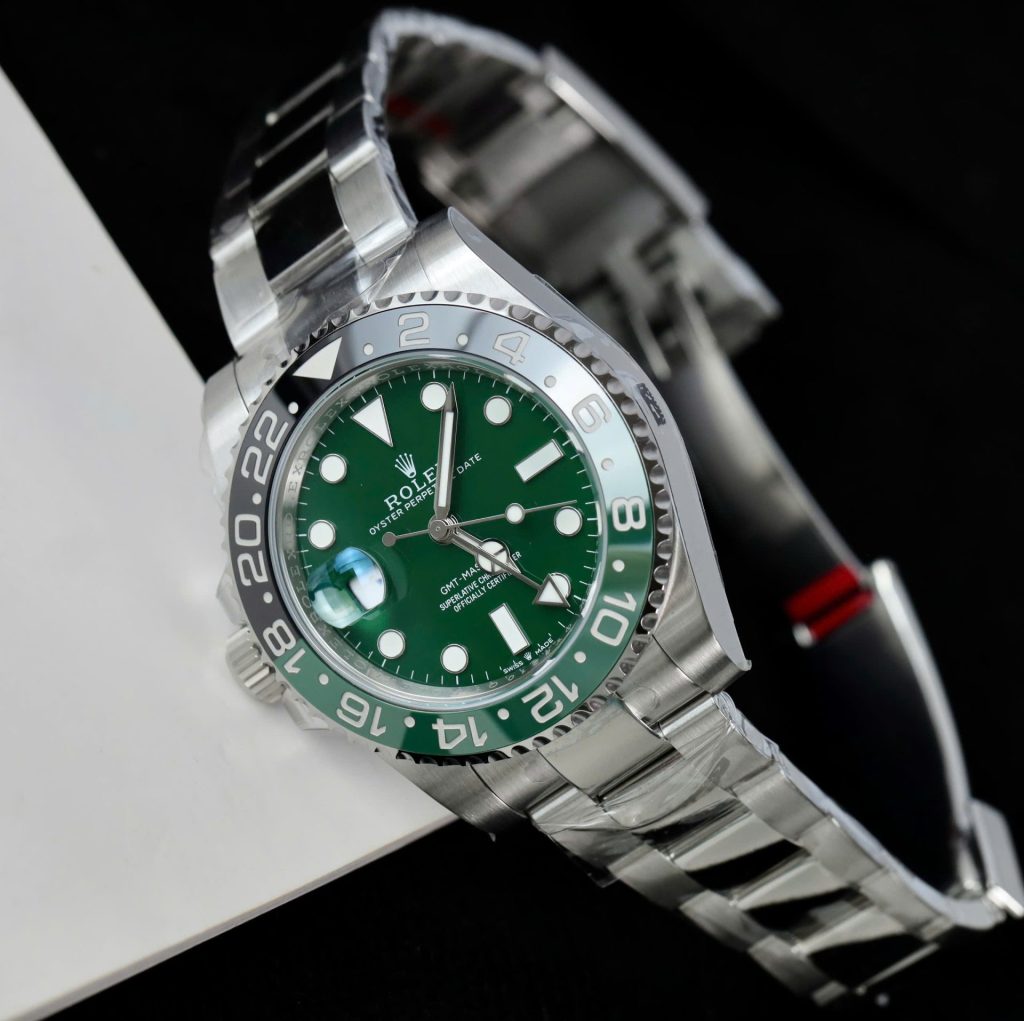 Đồng Hồ Rolex GMT-Master II 126729VTNR Replica 11 Mặt Xanh Lá Cây Dây Oyster 40mm (2)