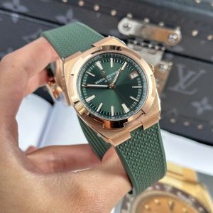 Đồng Hồ Vacheron Constantin Replica 11 Overseas 4500V Màu Xanh Lá Cây Dây Cao Su 41mm (2)