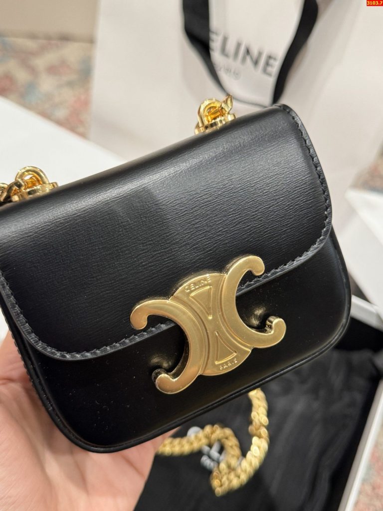 Túi Celine Mini Chain Claude Siêu Cấp Màu Đen Khoá Vàng 11x8x4cm (2)