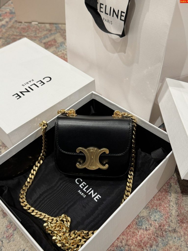 Túi Celine Mini Chain Claude Siêu Cấp Màu Đen Khoá Vàng 11x8x4cm (2)