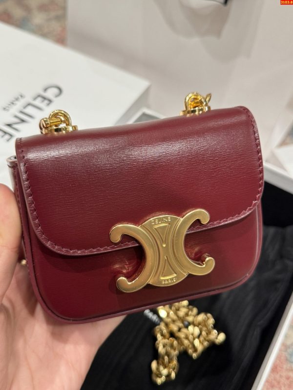 Túi Celine Mini Chain Claude Siêu Cấp Màu Đỏ Mận Khoá Vàng 11x8x4cm (2)
