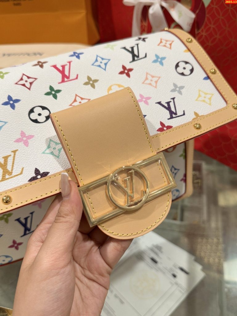 Túi Xách Louis Vuitton LV Dauphine Soft GM Siêu Cấp Hoạ Tiết Monogram 28x20x11cm (2)