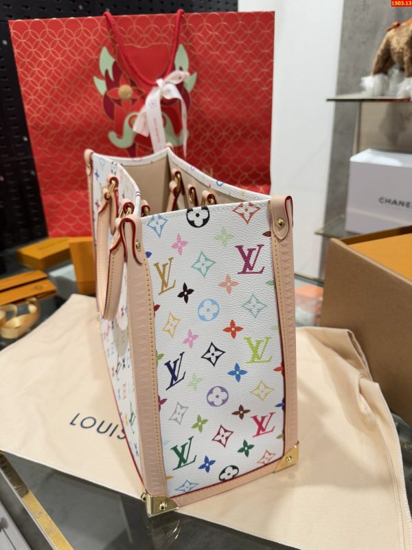 Túi Xách Louis Vuitton LV OnTheGo Hoạ Tiết Monogram Siêu Cấp 35x27x14cm (2)
