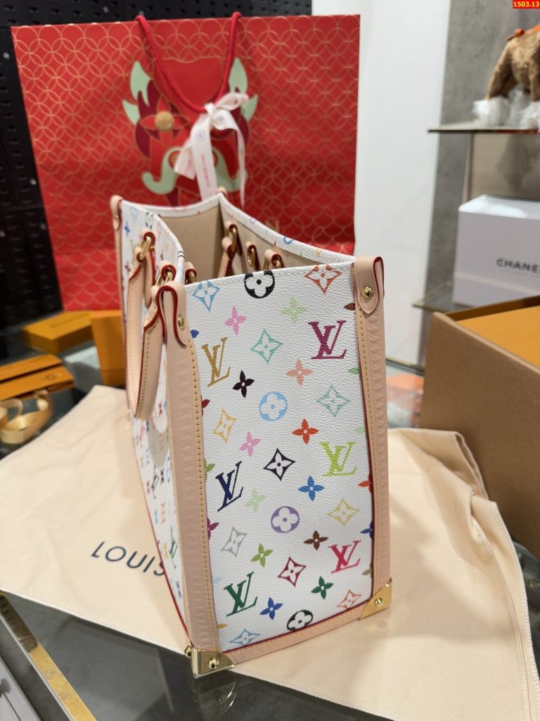Túi Xách Louis Vuitton LV OnTheGo Hoạ Tiết Monogram Siêu Cấp 35x27x14cm (2)