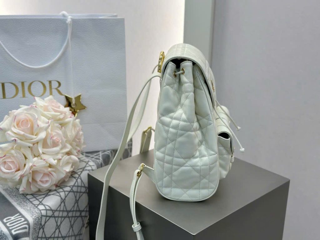 Balo Nữ Dior Caro Siêu Cấp Chất Da Bê Màu Trắng 23×26.7×12 (2)