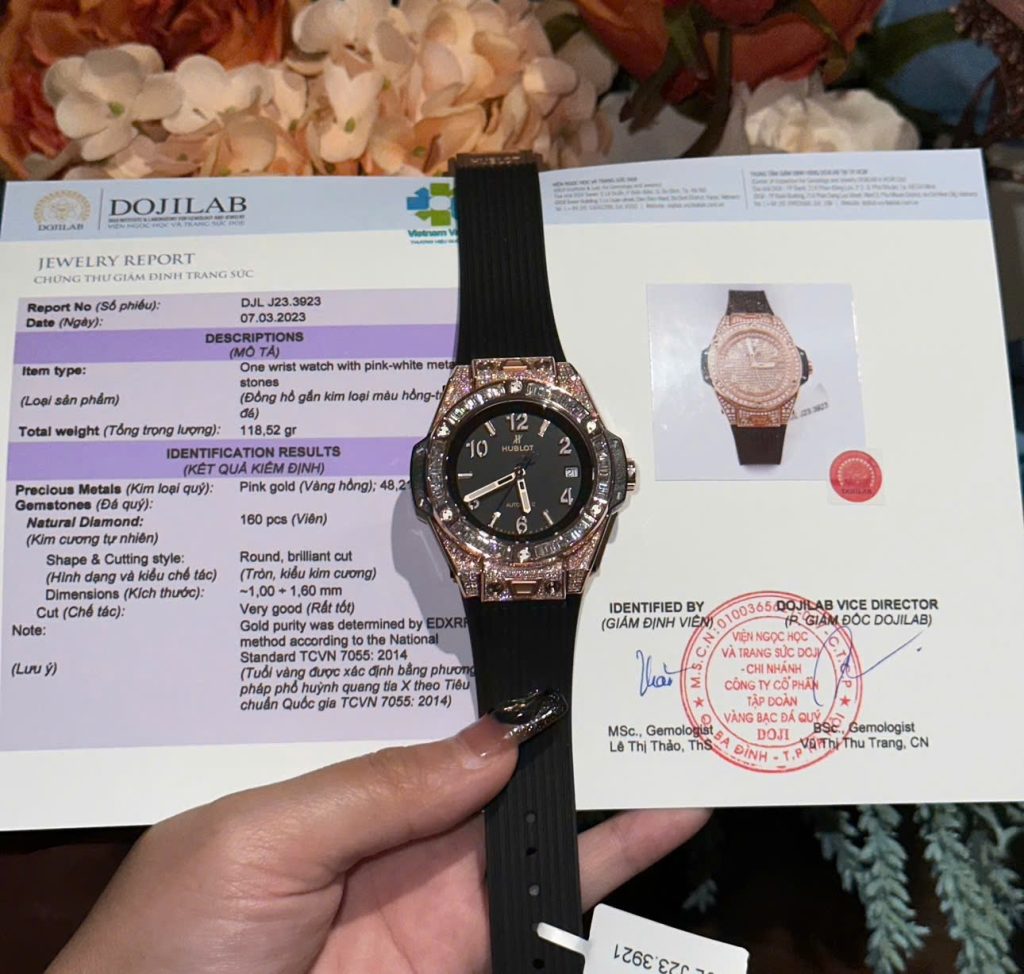 Đồng Hồ Hublot Big Bang One Click Mặt Đen Chế Tác Bọc Vàng Thật + Kim Cương Moissanite Baguette 39mm (2)