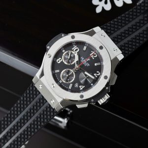 Đồng Hồ Hublot Big Bang Titanium Fake 11 Mặt Đen Dây Cao Su 42mm (2)