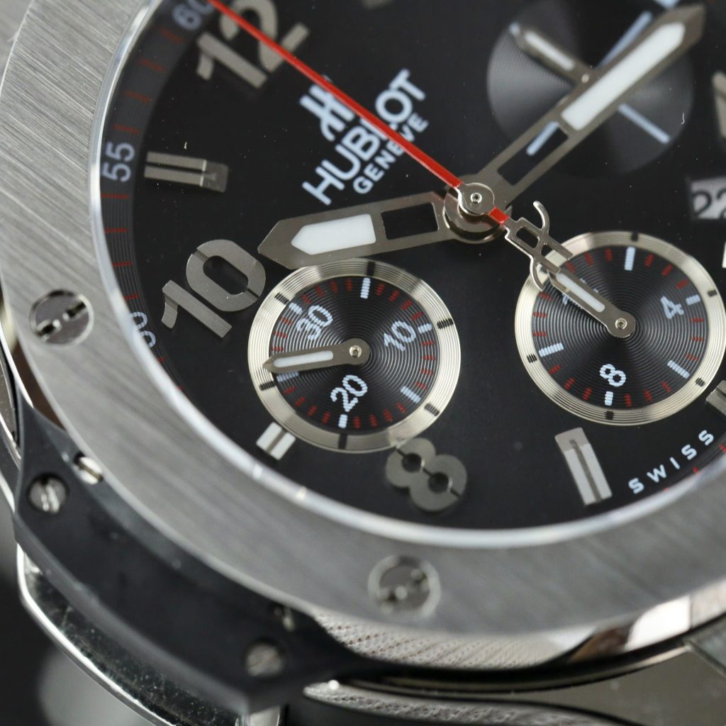 Đồng Hồ Hublot Big Bang Titanium Fake 11 Mặt Đen Dây Cao Su 42mm (2)
