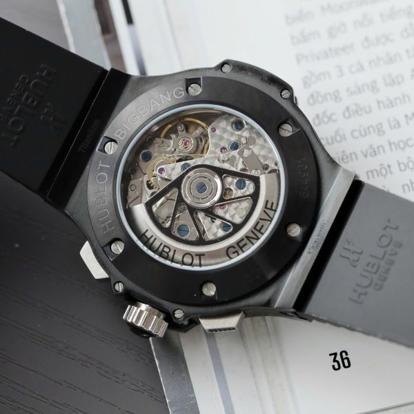 Đồng Hồ Hublot Big Bang Titanium Màu Đen Dây Cao Su Fake Cao Cấp 42mm (2)