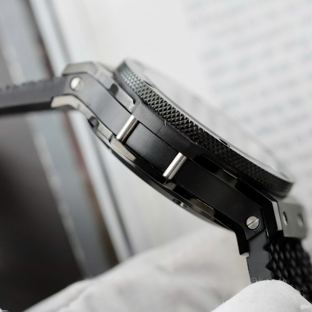 Đồng Hồ Hublot Big Bang Titanium Màu Đen Dây Cao Su Fake Cao Cấp 42mm (2)