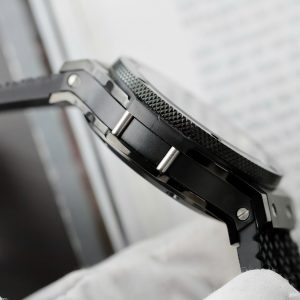 Đồng Hồ Hublot Big Bang Titanium Màu Đen Dây Cao Su Fake Cao Cấp 42mm (2)