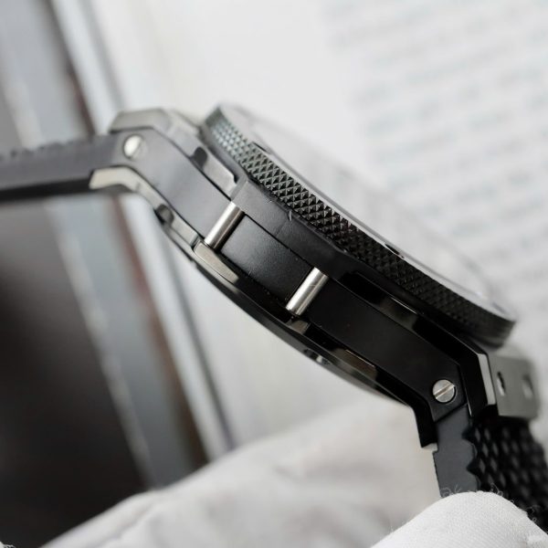 Đồng Hồ Hublot Big Bang Titanium Màu Đen Dây Cao Su Fake Cao Cấp 42mm (2)