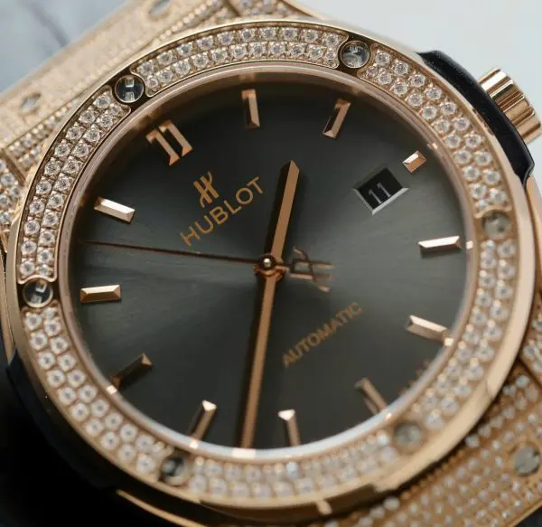 Đồng Hồ Hublot Classic Fusion King Gold Replica 11 Mặt Xám Đính Đá Xưởng HB 42mm (2)