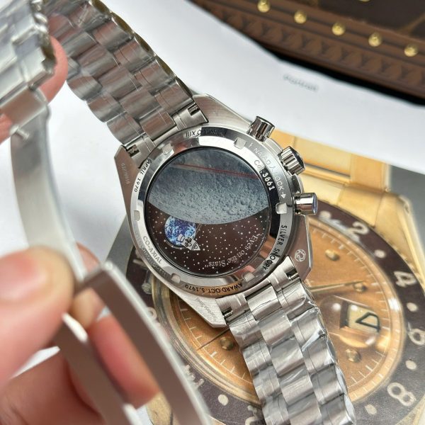 Đồng Hồ Omega Speedmaster Silver Snoopy 50th Anniversary Chế Tác Khoá Mới 42mm (2)