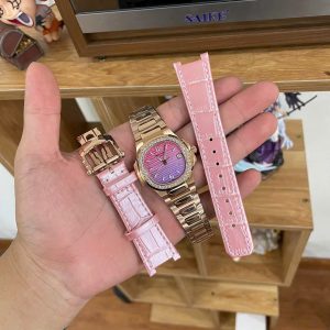 Đồng Hồ Patek Philippe Chế Tác Nautilus 7010R Nữ Mặt Tím Hồng Dây Kim Loại Xưởng GR 32mm (1)