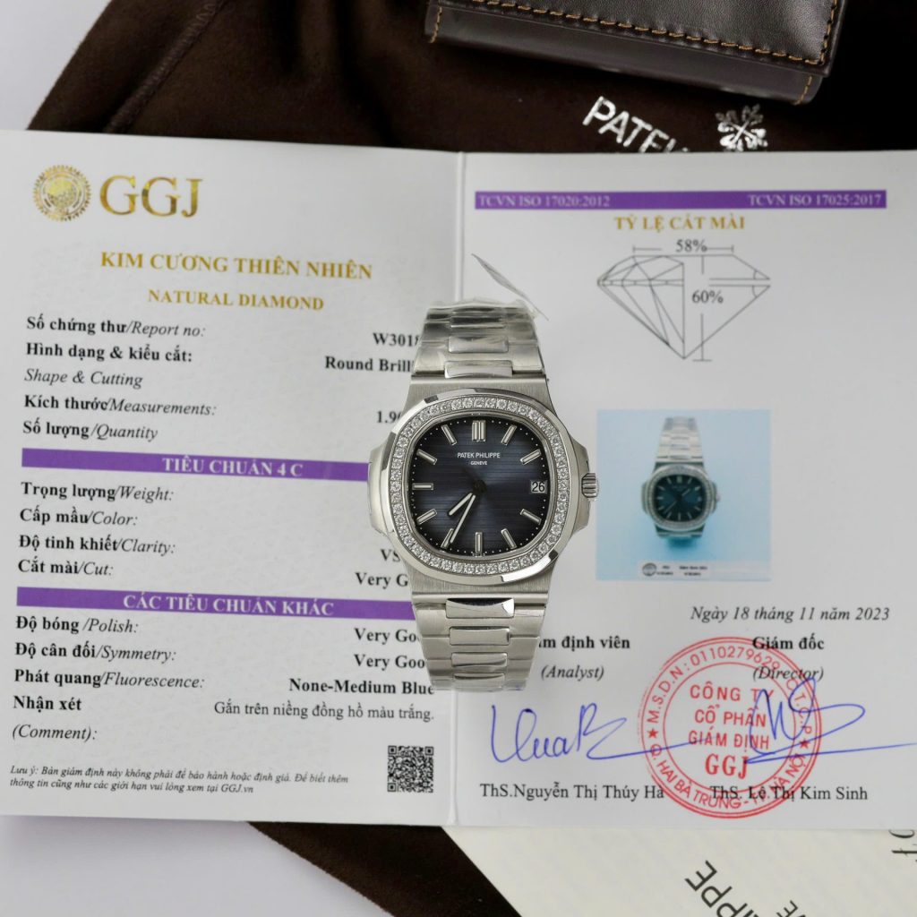 Đồng Hồ Patek Philippe Nautilus 5711 Mặt Xanh Chế Tác Viền Đính Kim Cương Tự Nhiên 40mm (2)