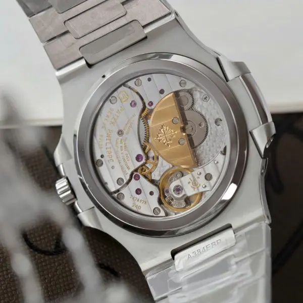 Đồng Hồ Patek Philippe Nautilus 5712 Chế Tác Mặt Xanh Blue Lõi Máy Khắc Xưởng PPF 40mm (2)