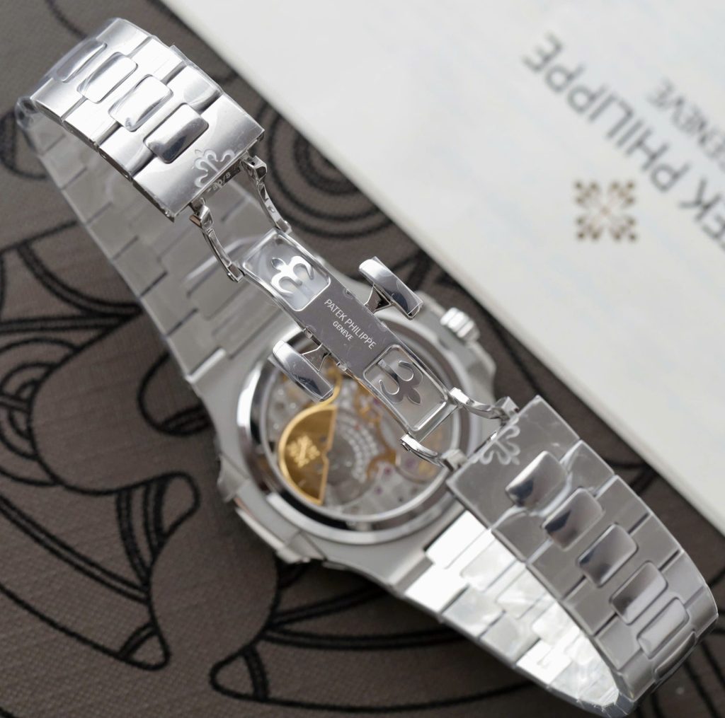 Đồng Hồ Patek Philippe Nautilus 5712 Chế Tác Mặt Xanh Blue Lõi Máy Khắc Xưởng PPF 40mm (2)