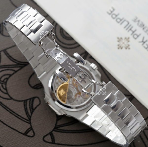 Đồng Hồ Patek Philippe Nautilus 5712 Chế Tác Mặt Xanh Blue Lõi Máy Khắc Xưởng PPF 40mm (2)