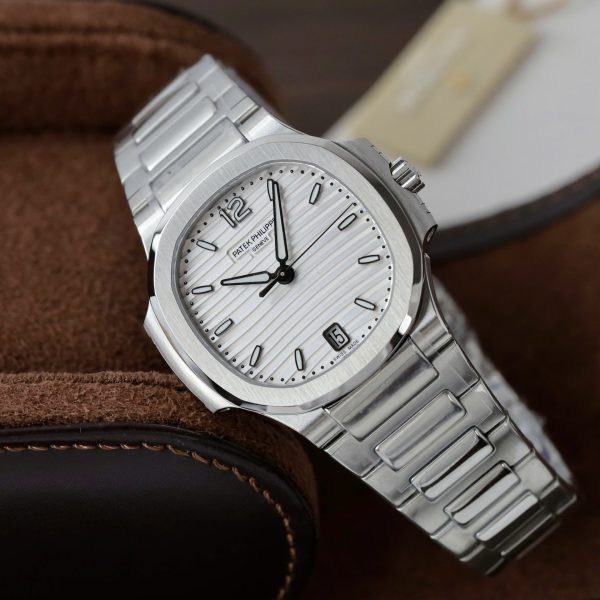 Đồng Hồ Patek Philippe Nữ Replica 11 Nautilus 7118 Mặt Trắng Dây Kim Loại Xưởng 3K 35 (2)