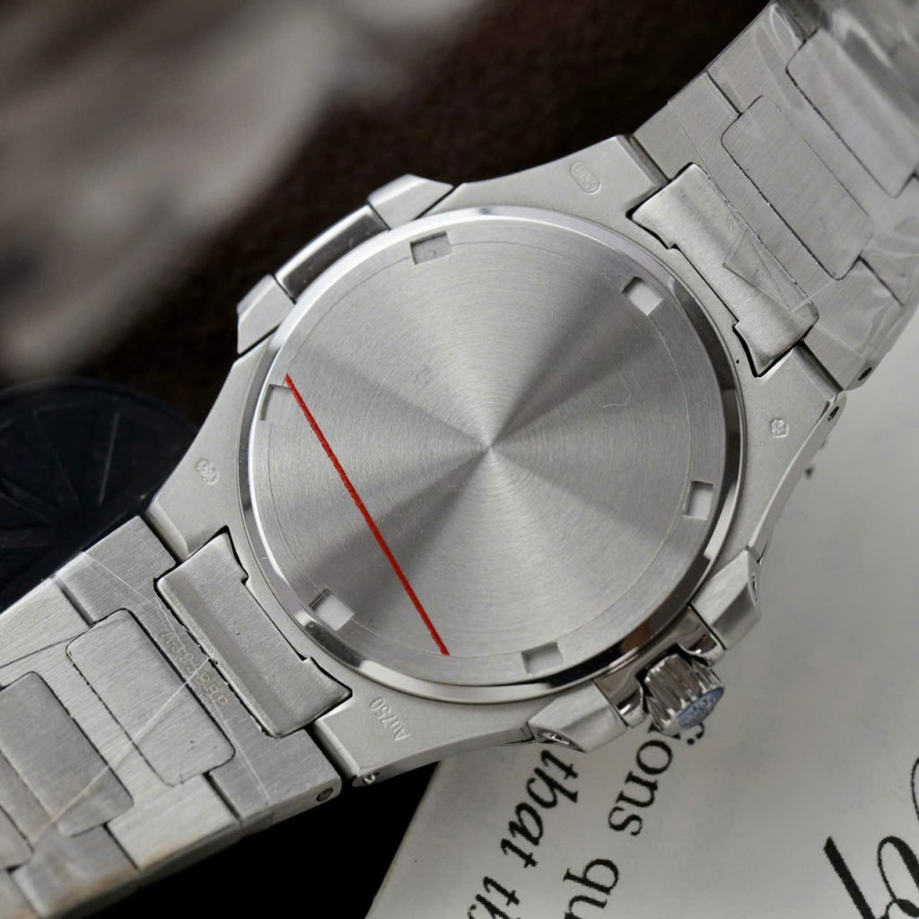 Đồng Hồ Patek Philippe Replica 11 Nautilus 7010R Mặt Tím Hồng Viền Đính Đá Xưởng GR 32mm (2)