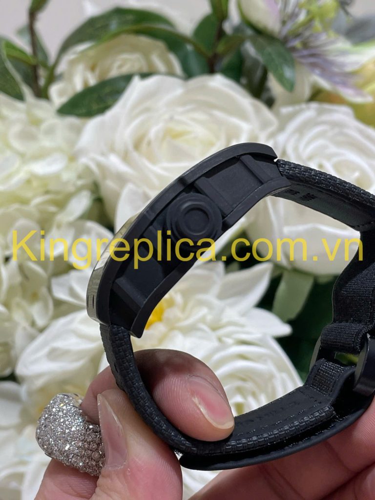 Đồng Hồ Richard Mille RM055 Bubba Watson Carbon NTPT & Chuyển Động Vaucher Tinh Chỉnh Độc Quyền 42,7x49,9mm (11)