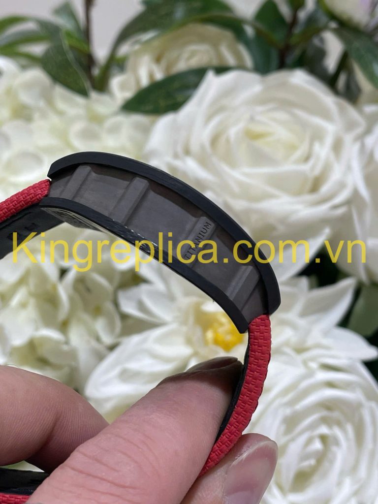 Đồng Hồ Richard Mille RM055 Bubba Watson Tuỳ Chỉnh Độc Quyền Carbon NTPT & Chuyển Động Vaucher 42,7x49,9mm (12)