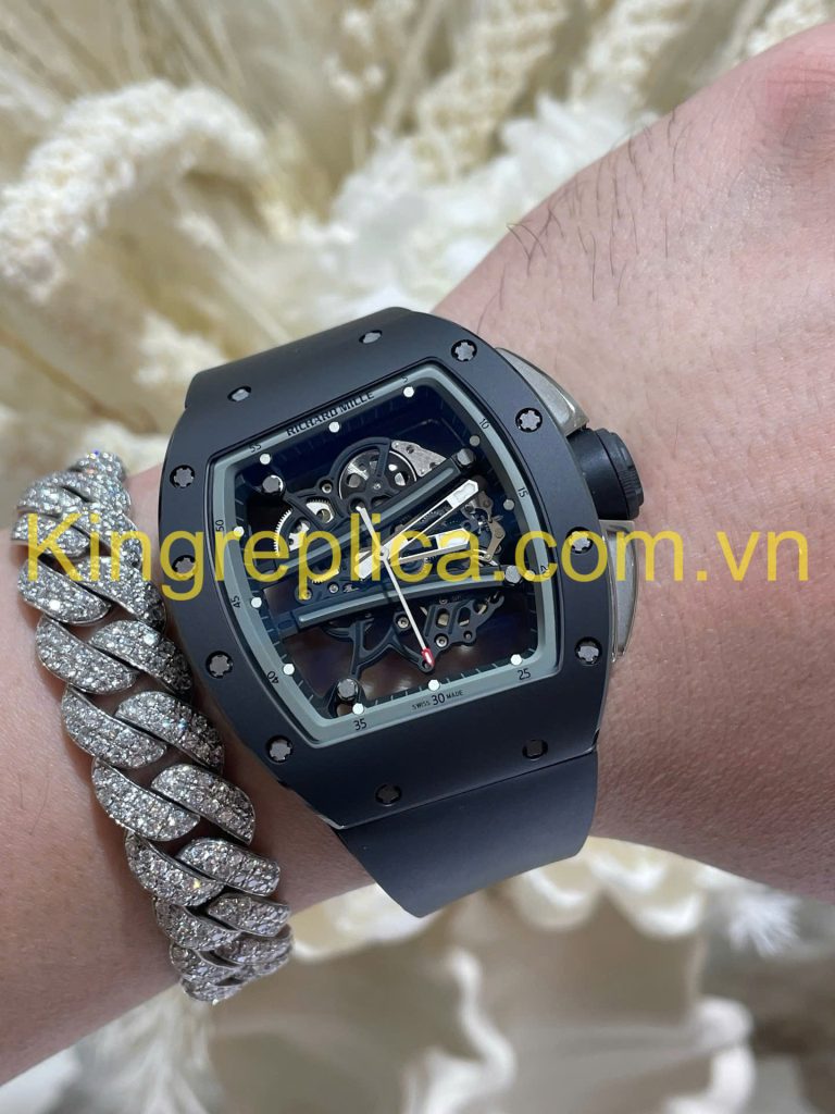 Đồng Hồ Richard Mille RM61-01 Yohan Blake Tuỳ Chỉnh Độc Quyền Gốm Đen Chuyển Động Vaucher 42,7x50,2mm (1)