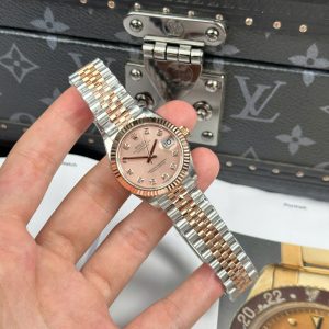 Đồng Hồ Rolex DateJust Chế Tác Nữ Mặt Hồng Cọc Số Đính Đá Nhà Máy THB 31mm (2)