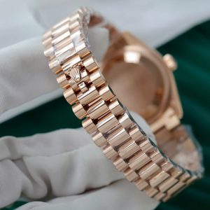 Đồng Hồ Rolex DateJust Nữ Mặt MOP Chế Tác Bọc Vàng Hồng 31mm (2)