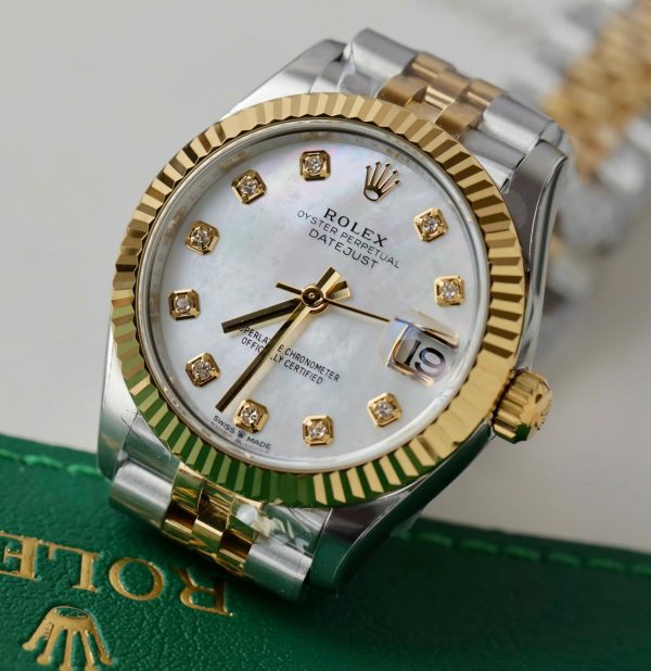 Đồng Hồ Rolex DateJust Rep Cao Cấp Nữ Mặt Khảm Xà Cừ Mạ Vàng Nhà Máy THB 31mm (1)