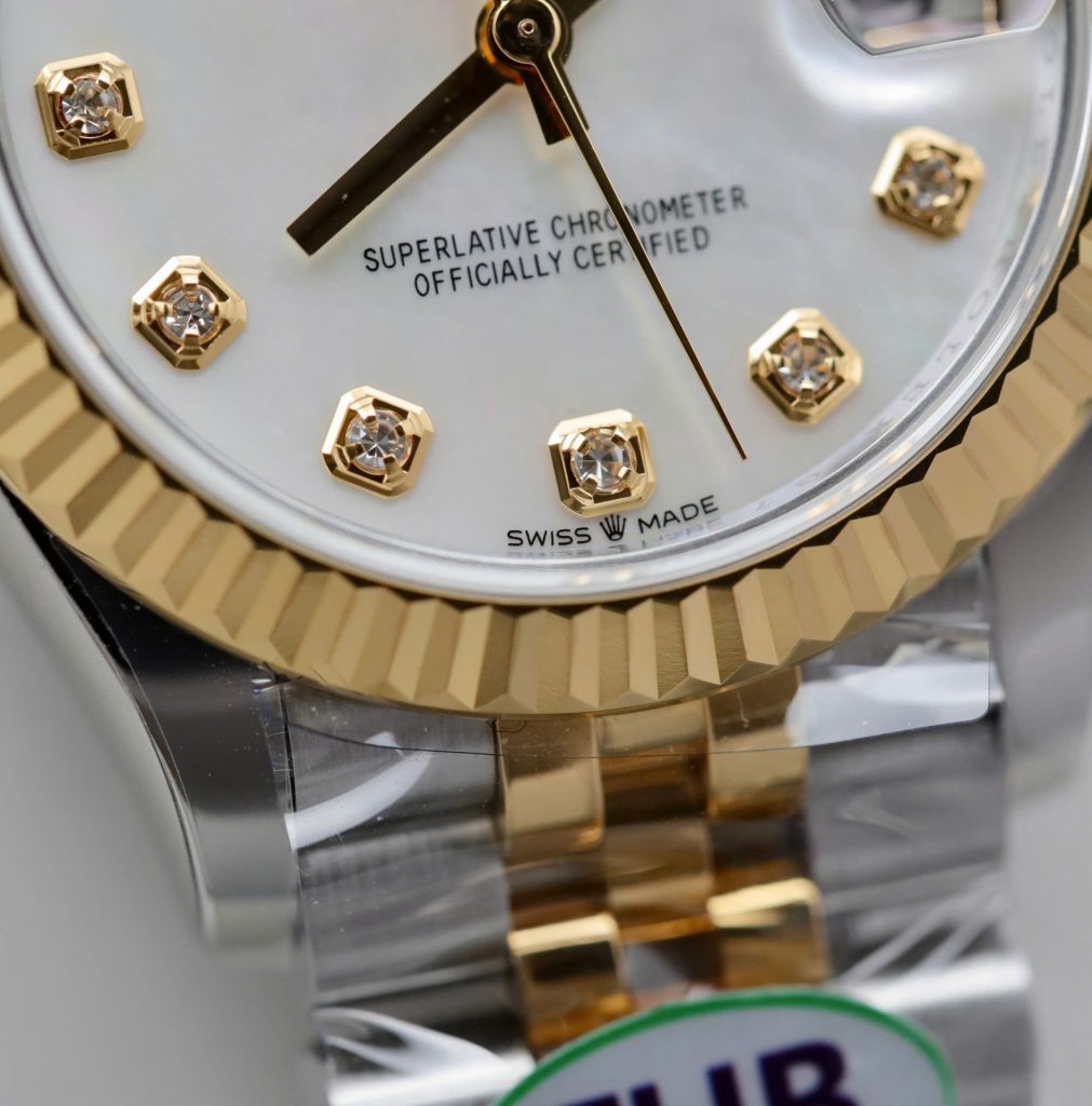 Đồng Hồ Rolex DateJust Rep Cao Cấp Nữ Mặt Khảm Xà Cừ Mạ Vàng Nhà Máy THB 31mm (1)