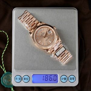 Đồng Hồ Rolex Day-Date Mặt Hồng Sundust Replica 11 Mạ Vàng Hồng Trọng Lượng 186 Grams QF 40mm (2)