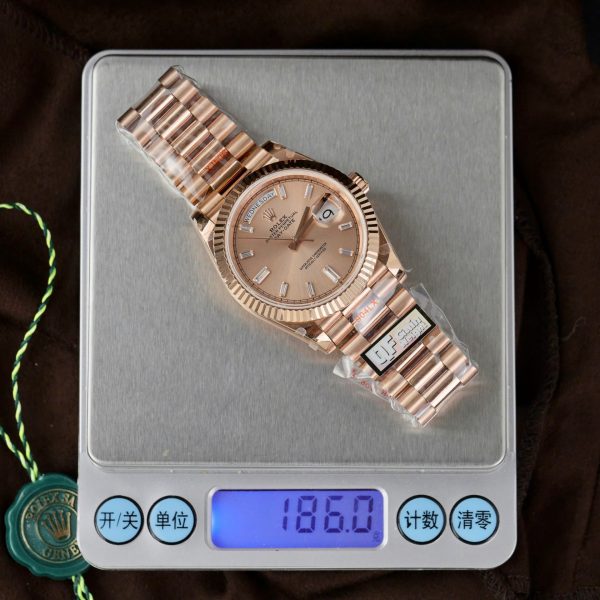 Đồng Hồ Rolex Day-Date Mặt Hồng Sundust Replica 11 Mạ Vàng Hồng Trọng Lượng 186 Grams QF 40mm (2)