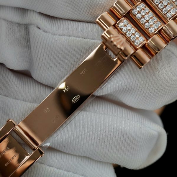 Đồng Hồ Rolex Day-Date Mặt Số Chocolate Chế Tác Bọc Vàng Thật + Đính Kim Cương Moissanite 36mm (2)