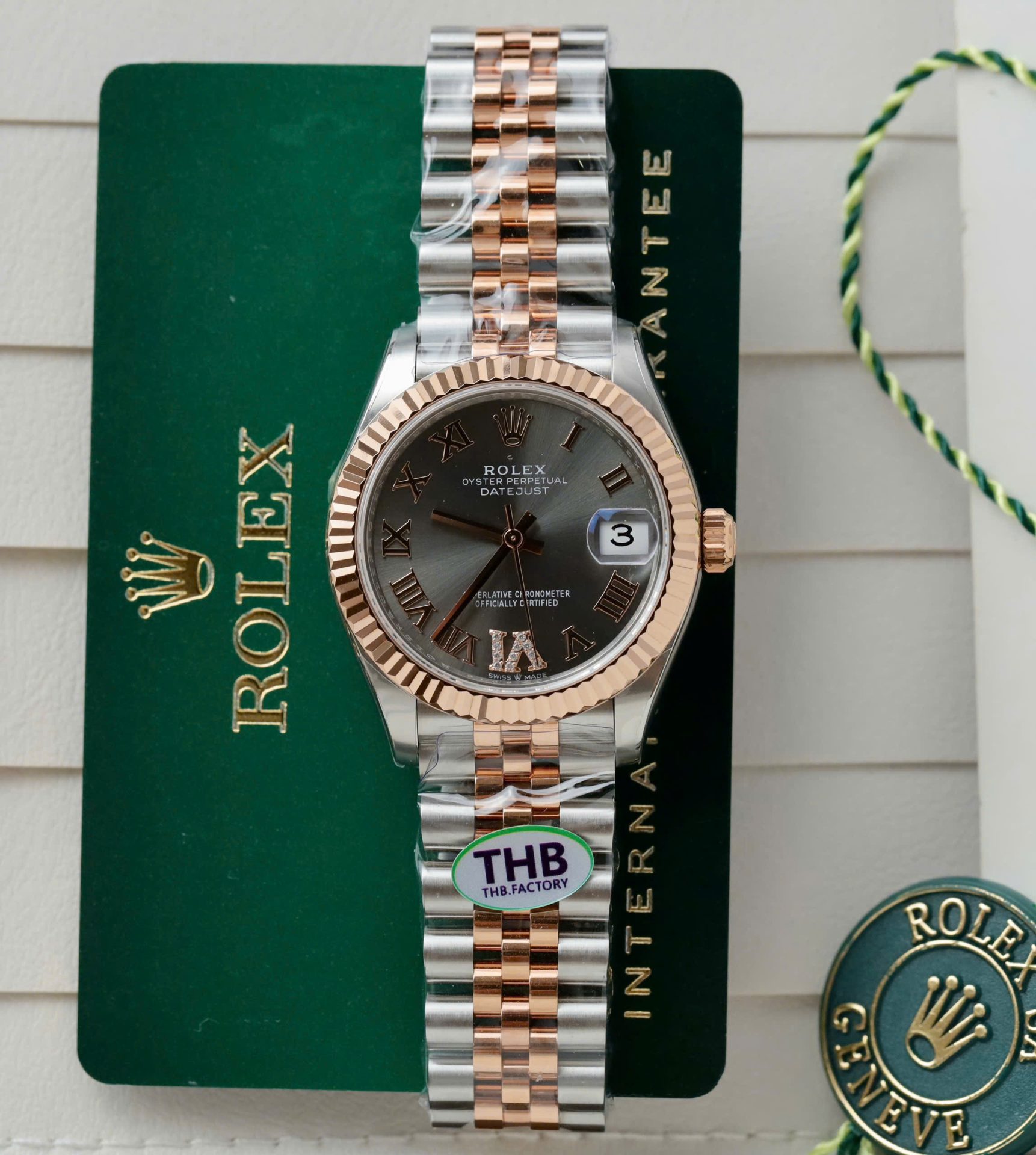 Đồng Hồ Rolex Nữ DateJust Replica 11 Demi Vàng Hồng Mặt Xám Nhà Máy THB 31mm (2)