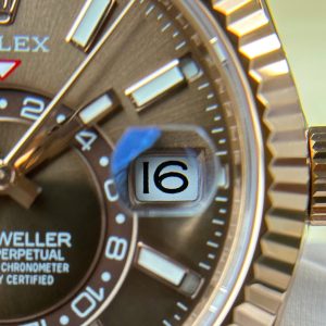 Đồng Hồ Rolex Sky-Dweller Mặt Nâu Chế Tác Mạ Vàng Hồng Nặng 192 Grams Xưởng ZF 42mm (2)