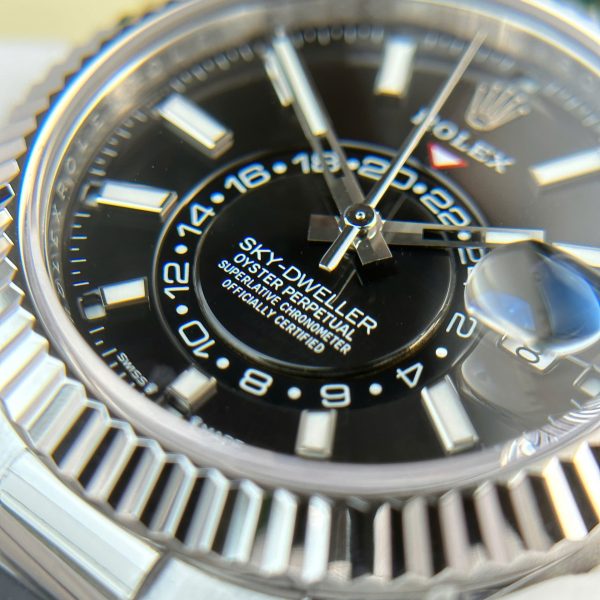 Đồng Hồ Rolex Sky-Dweller Replica 11 Mặt Đen Trọng Lượng 192 Grams Xưởng ZF 42mm (2)