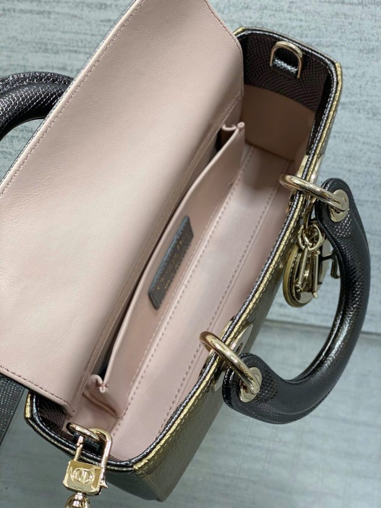 Túi Xách Dior D-Joy Siêu Cấp Màu Vàng Ánh Kim Hoạ Tiết Da Rắn 22cm (2)