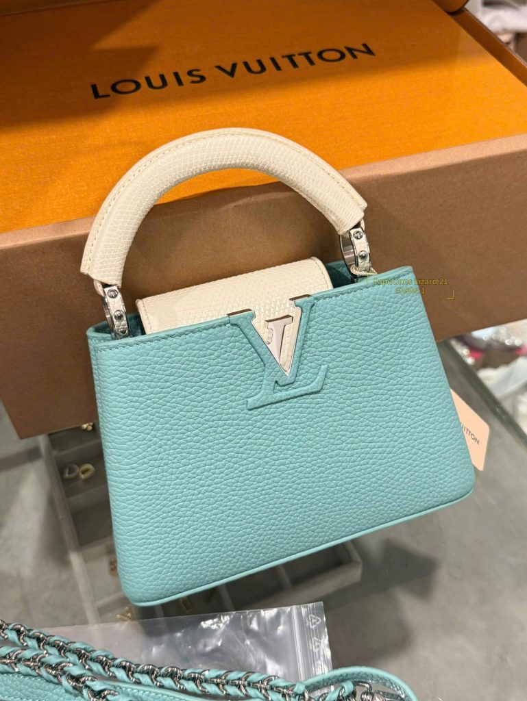 Túi Xách Louis Vuitton LV Capucines Mini Nữ Màu Xanh Dương Siêu Cấp 21cm (2)