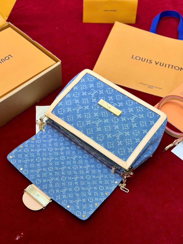 Túi Xách Louis Vuitton LV Dauphine Soft MM Replica 11 Chất Vải Denim Monogram 28x20x11cm (2)