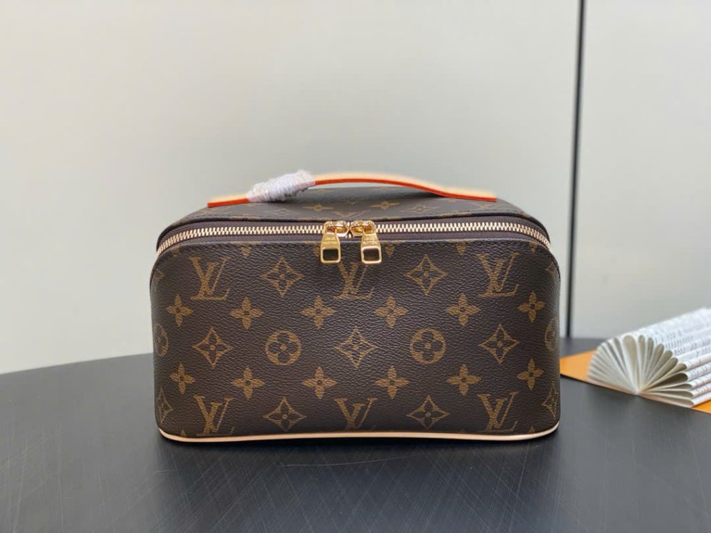 Túi Xách Louis Vuitton LV Toiletry Siêu Cấp Dáng Cốp Hoạ Tiết Monogram 24x13cm (1)