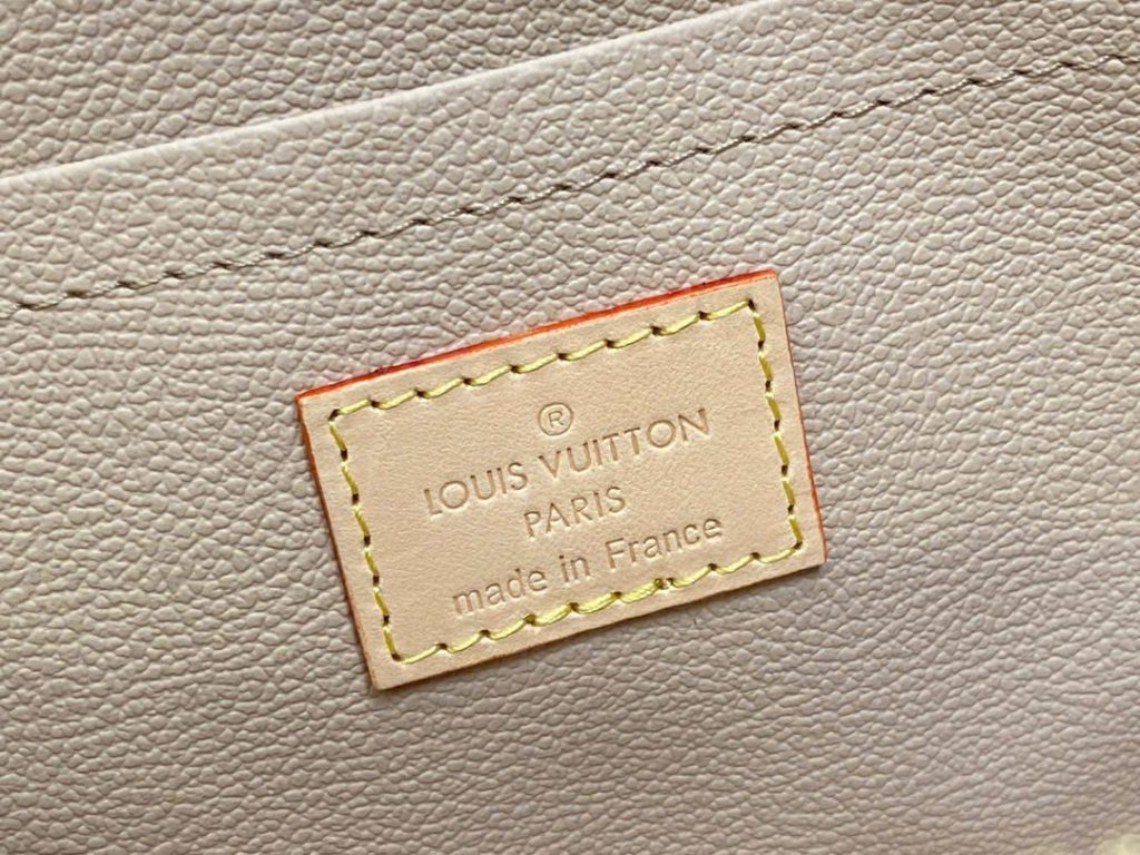 Túi Xách Louis Vuitton LV Toiletry Siêu Cấp Dáng Cốp Hoạ Tiết Monogram 24x13cm (1)
