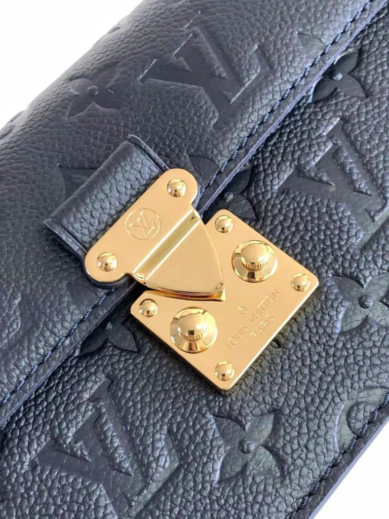 Túi Xách Louis Vuitton LV Wallet On Chain Siêu Cấp Màu Đen Hoạ Tiết Dập Chìm 22x15x5 (2)
