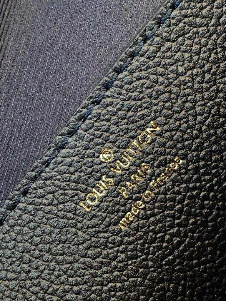 Túi Xách Louis Vuitton LV Wallet On Chain Siêu Cấp Màu Đen Hoạ Tiết Dập Chìm 22x15x5 (2)