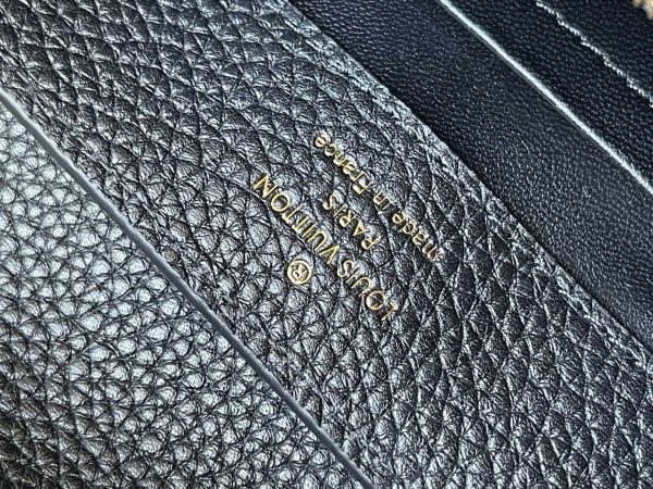 Túi Xách Louis Vuitton Like Auth LV Capusines Da Bò Màu Đen 21x14x8cm (2)