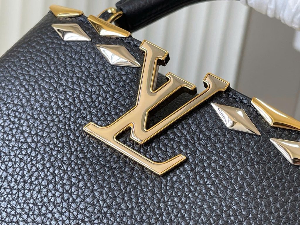 Túi Xách Louis Vuitton Like Auth LV Capusines Da Bò Màu Đen 21x14x8cm (2)