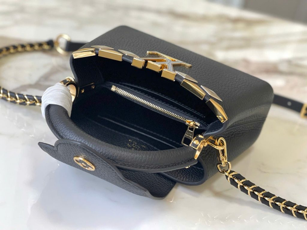 Túi Xách Louis Vuitton Like Auth LV Capusines Da Bò Màu Đen 21x14x8cm (2)