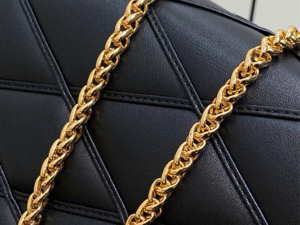 Túi Xách Louis Vuitton Like Auth LV Wallet On Chain Màu Đen Khoá Vàng 20x12cm (2)