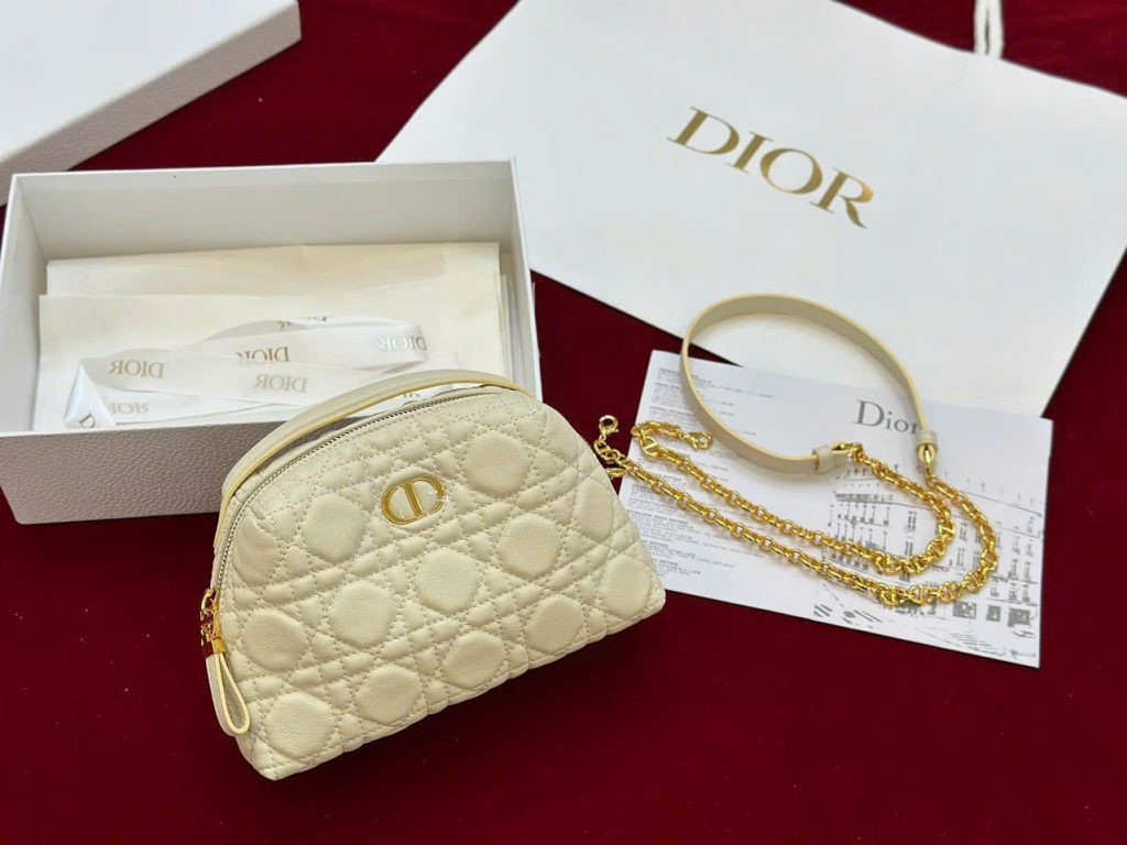 Túi Xách Nữ Dior D-Cosy Mini Siêu Cấp Màu Vàng Nhạt 21x12,5x8cm (2)